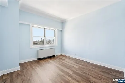 6600 Boulevard East West New York NJ 07093