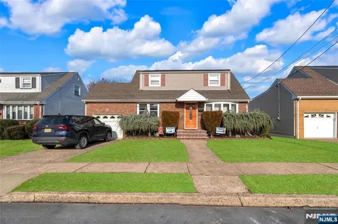 20 Bergen Avenue North Arlington NJ 07031