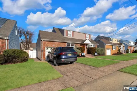 20 Bergen Avenue North Arlington NJ 07031