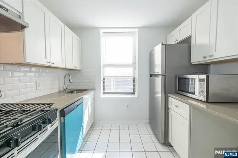 787 Summit Avenue Jersey City NJ 07307