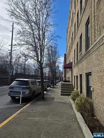787 Summit Avenue Jersey City NJ 07307