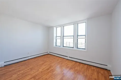 787 Summit Avenue Jersey City NJ 07307