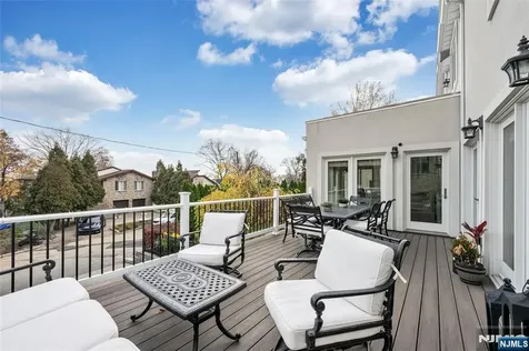 534 Brandon Place Cliffside Park NJ 07010