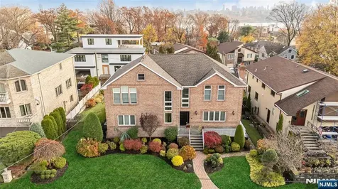 534 Brandon Place Cliffside Park NJ 07010