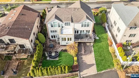 534 Brandon Place Cliffside Park NJ 07010