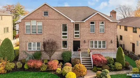 534 Brandon Place Cliffside Park NJ 07010