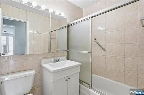 6600 Boulevard East West New York NJ 07093