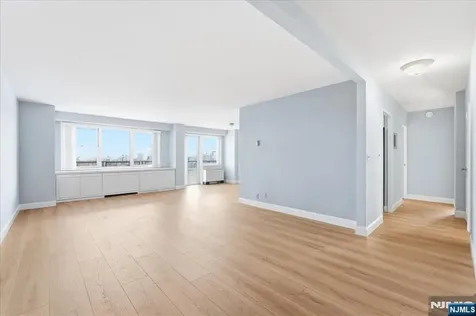 6600 Boulevard East West New York NJ 07093