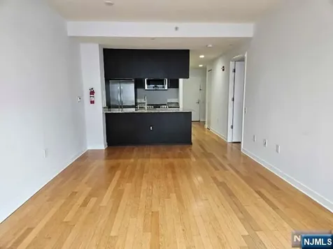 807 Hudson Park Edgewater NJ 07020