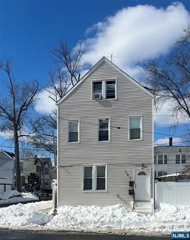 287 Sanford Street East Orange NJ 07018