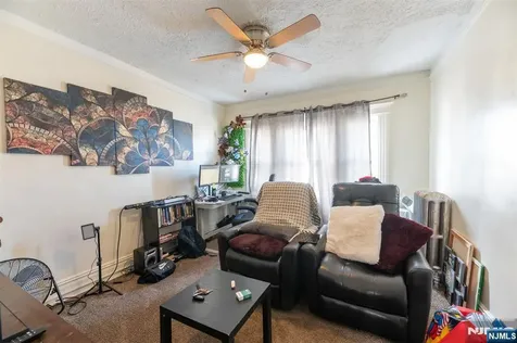 208 19th Street East Orange NJ 07017