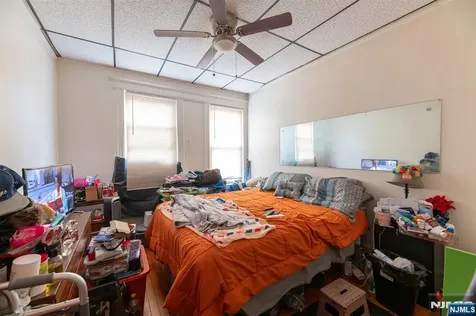 208 19th Street East Orange NJ 07017