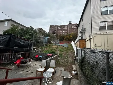 366 Summer Avenue Newark NJ 07104
