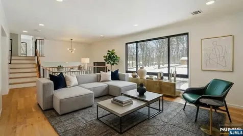 156 Park Road Par-troy Hills Twp. NJ 07054