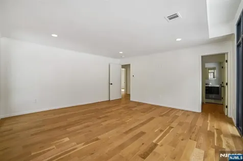 156 Park Road Par-troy Hills Twp. NJ 07054
