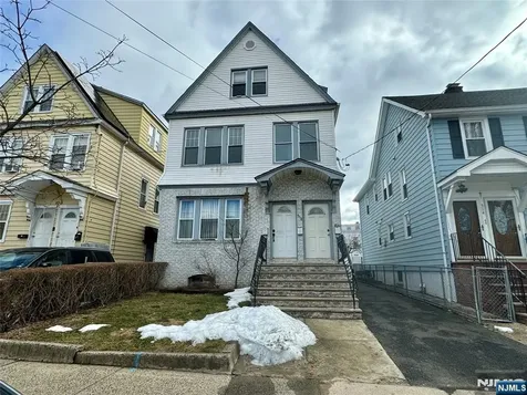 318 Ampere Parkway Bloomfield NJ 07003