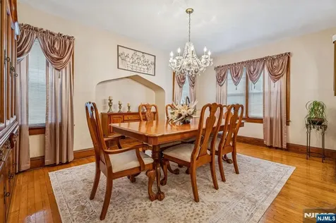 32 Fairview Place Belleville NJ 07109