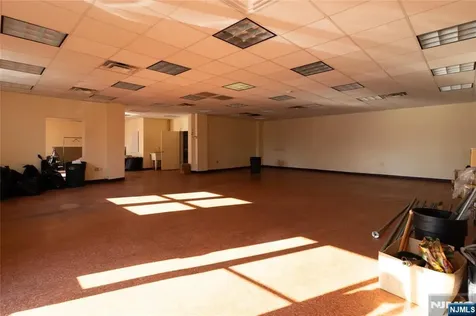 398 S Livingston Avenue Livingston NJ 07039