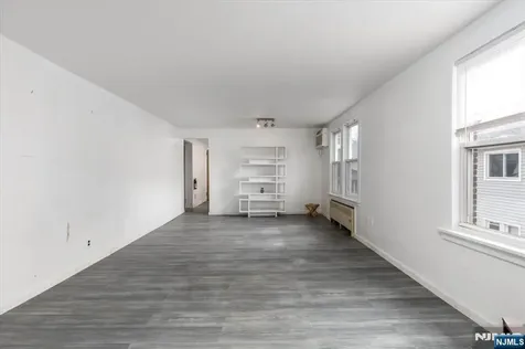7 Delafield Avenue Rutherford NJ 07070