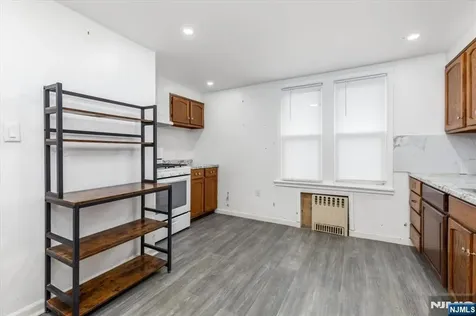 7 Delafield Avenue Rutherford NJ 07070