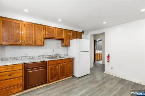 7 Delafield Avenue Rutherford NJ 07070