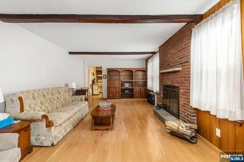 7 Delafield Avenue Rutherford NJ 07070