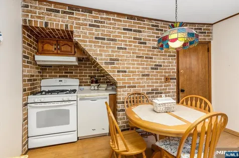 7 Delafield Avenue Rutherford NJ 07070