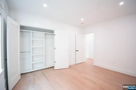 28 Prospect Street Palisades Park NJ 07650