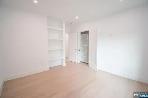 28 Prospect Street Palisades Park NJ 07650
