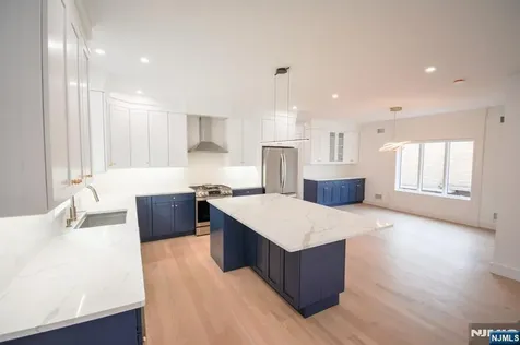 28 Prospect Street Palisades Park NJ 07650