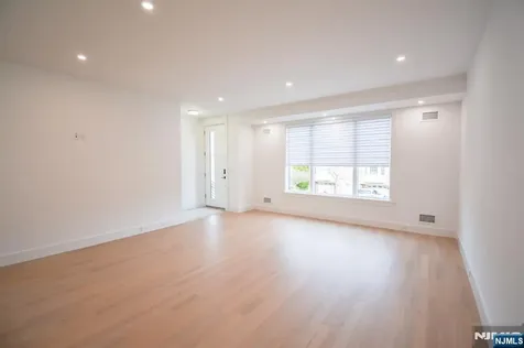 28 Prospect Street Palisades Park NJ 07650