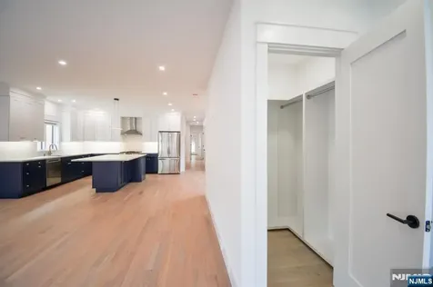28 Prospect Street Palisades Park NJ 07650