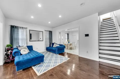 106 Paine Avenue Irvington NJ 07111