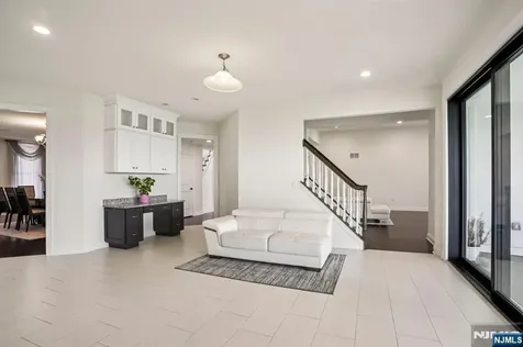 281 Crescent Avenue Mahwah NJ 07430