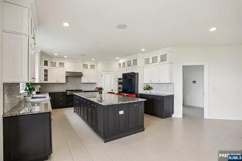 281 Crescent Avenue Mahwah NJ 07430