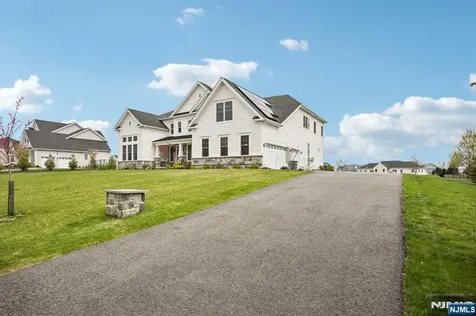 281 Crescent Avenue Mahwah NJ 07430