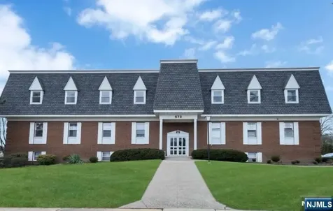 573 Valley Road Wayne NJ 07470