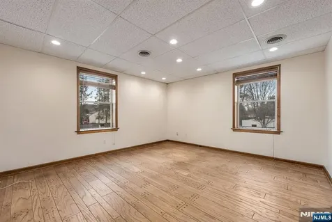 573 Valley Road Wayne NJ 07470