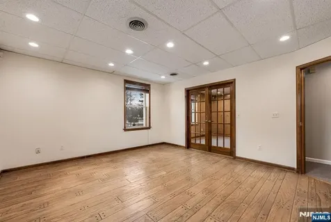 573 Valley Road Wayne NJ 07470