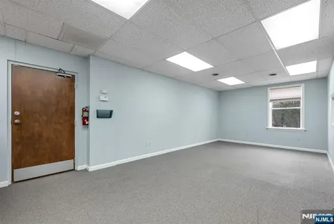 573 Valley Road Wayne NJ 07470