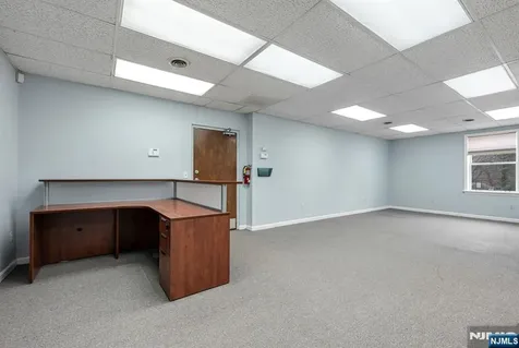573 Valley Road Wayne NJ 07470
