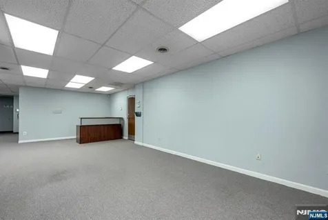 573 Valley Road Wayne NJ 07470