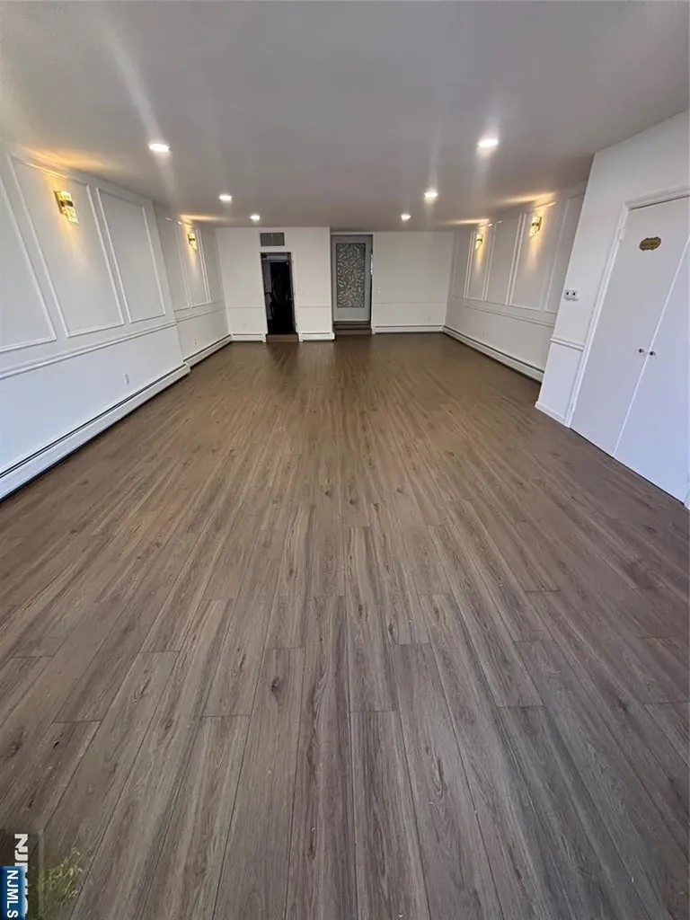 222 Macarthur Avenue Garfield NJ 07026