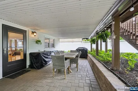 88 Stelling Avenue Maywood NJ 07607
