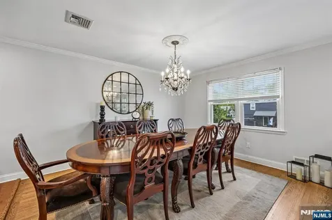 88 Stelling Avenue Maywood NJ 07607