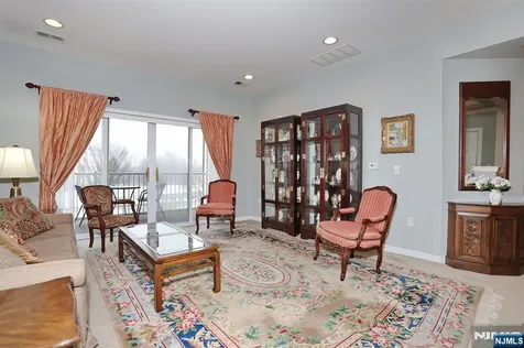 8212 Warrens Way Wanaque NJ 07465