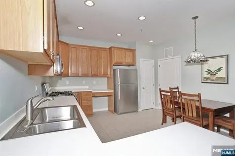 8212 Warrens Way Wanaque NJ 07465