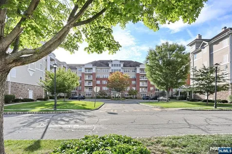 8212 Warrens Way Wanaque NJ 07465