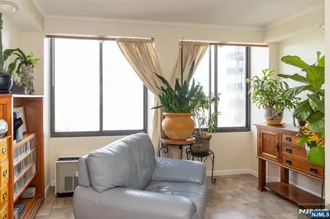 200 Winston Drive Cliffside Park NJ 07010