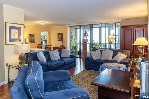 200 Winston Drive Cliffside Park NJ 07010